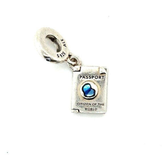 Pandora Passport Charm - Picture 1 of 5